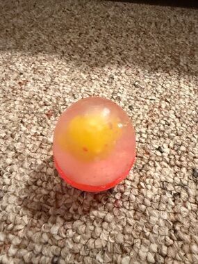 NeeDoh Egg Squeetzer